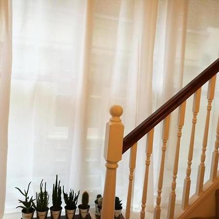 Lovet Homestay London Eksteriør billede