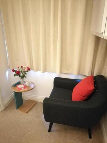 Lovet Homestay London Eksteriør billede